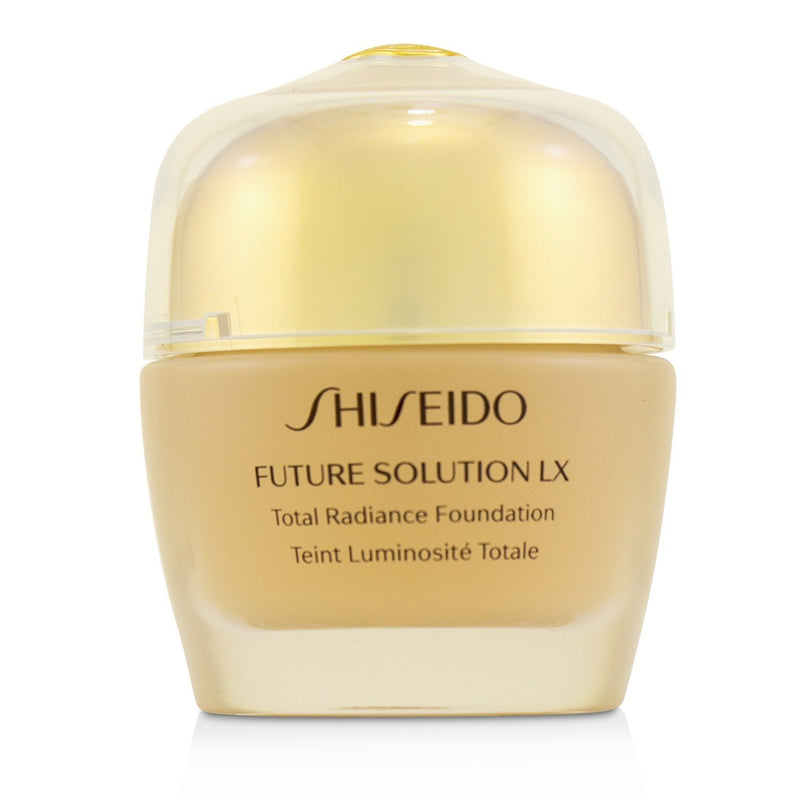 Future Solution LX Total Radiance Foundation SPF15 -