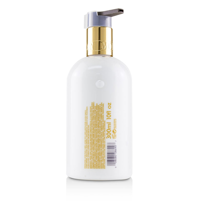 Mesmerising Oudh Accord & Gold Body Lotion