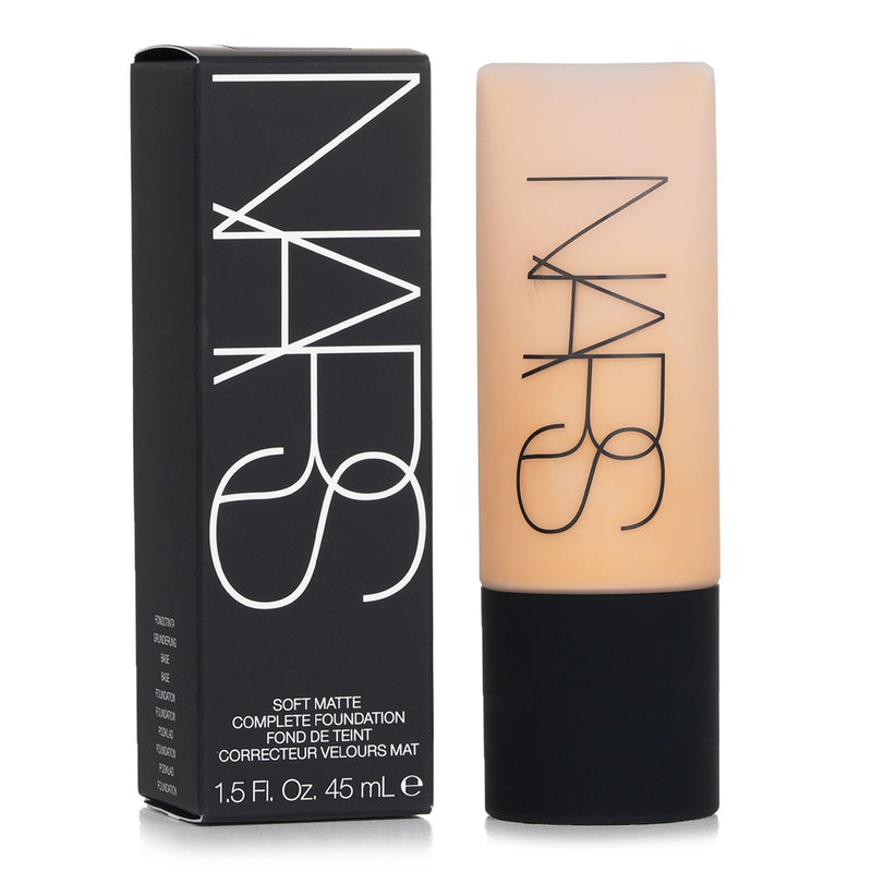 Soft Matte Complete Foundation -